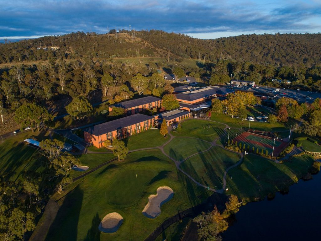 Country Club Tasmania